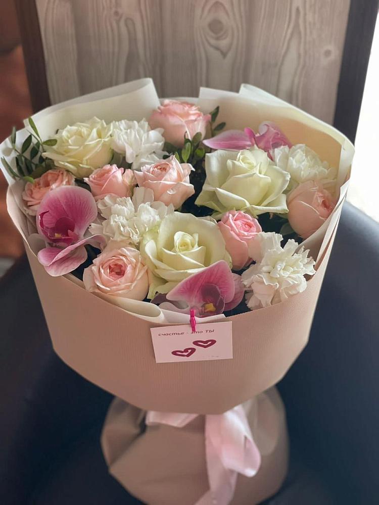 Букет цветов из: Орхидеи, Розы и Гвоздики в Дегтярске