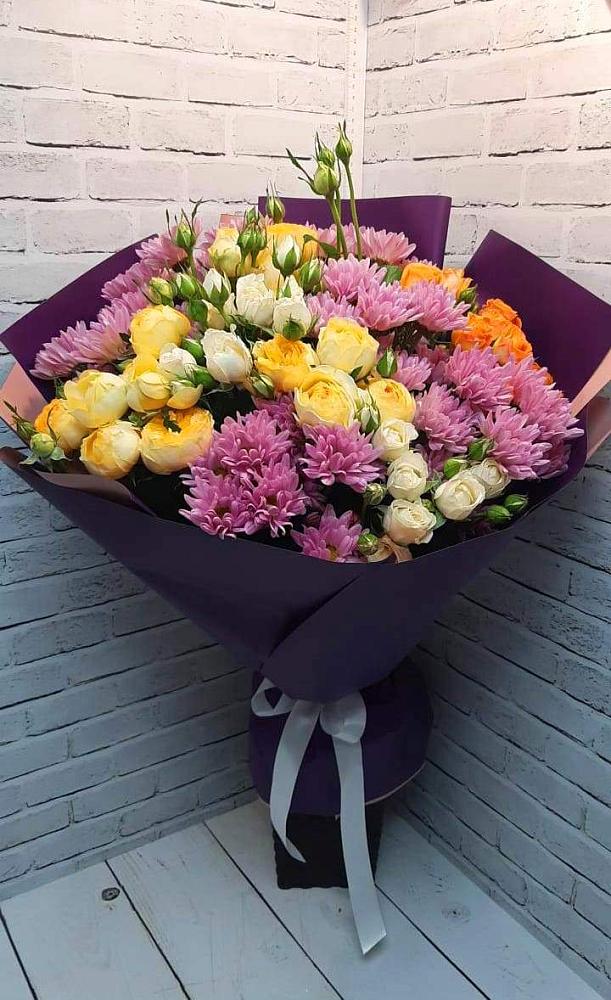 Букет цветов из: Хризантемы и Розы в Дегтярске