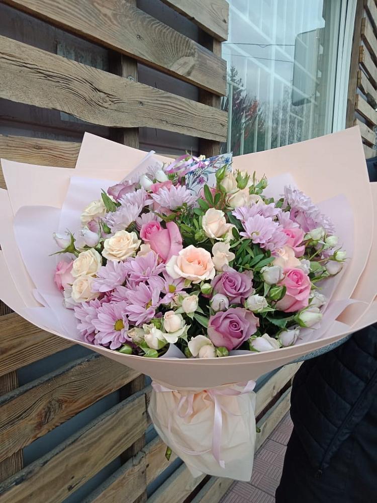 Букет цветов из: Розы и Хризантемы в Дегтярске