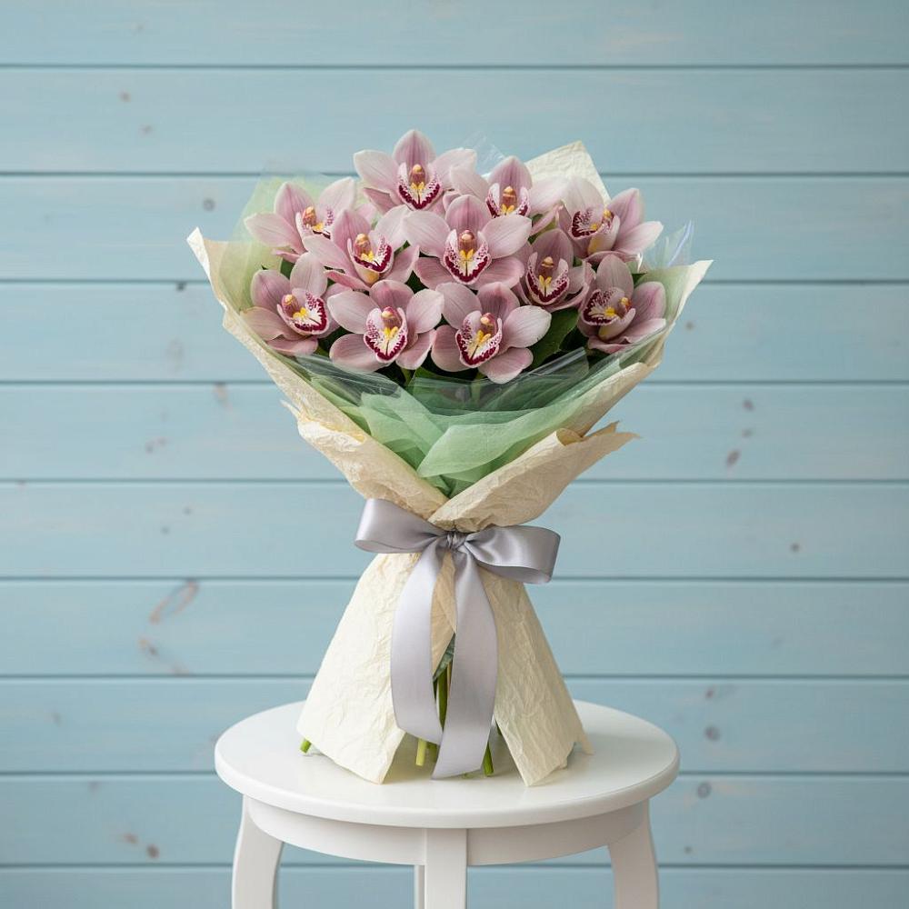 Букет цветов из: Орхидеи и Розы в Дегтярске