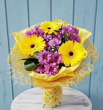 Букет цветов из:  Хризантемы и Герберы в Дегтярске