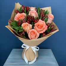 Букет цветов из:  Розы и Альстромерии в Дегтярске