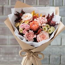 Букет цветов из:  Гвоздики, Хризантемы и Розы в Дегтярске