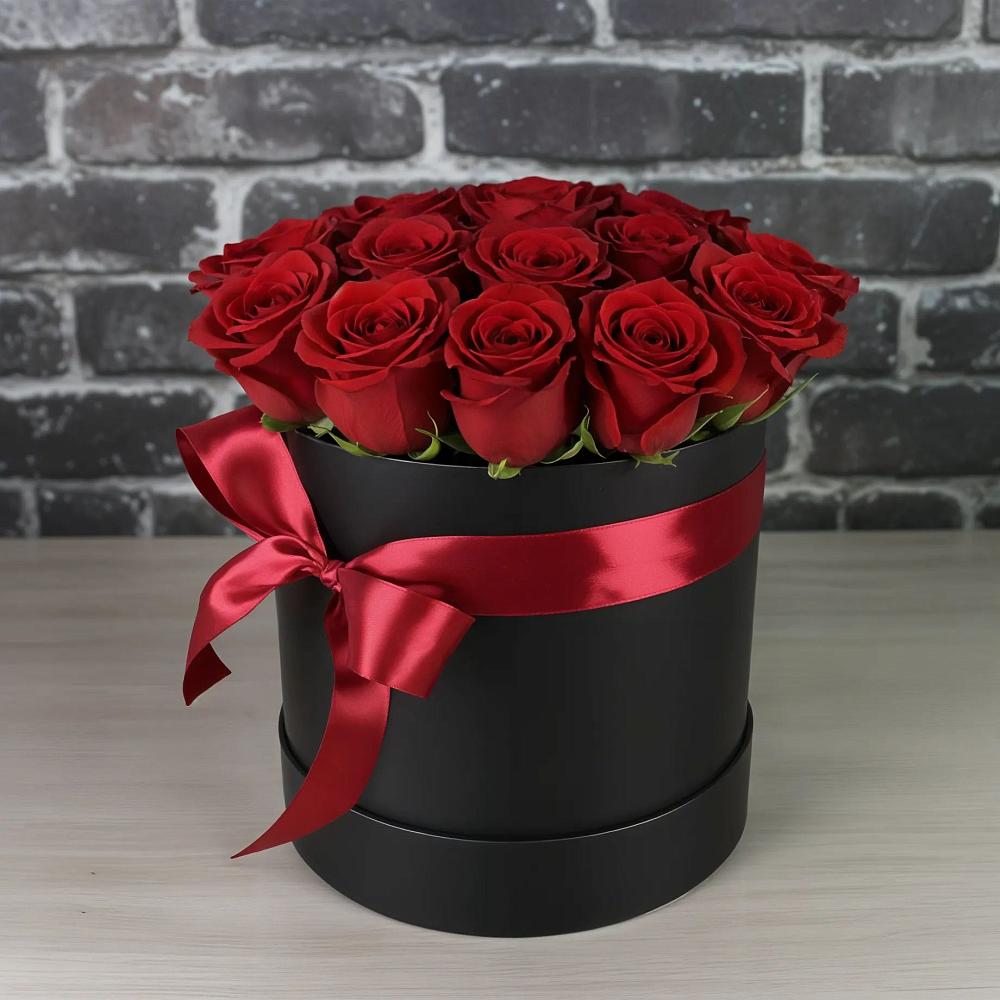 Цветочная композиция из Розы в шляпной коробке в Дегтярске