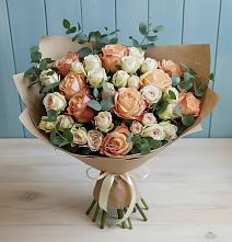 Букет цветов из:  Альстромерии и Розы #REPLACE_PRED# Дегтярске